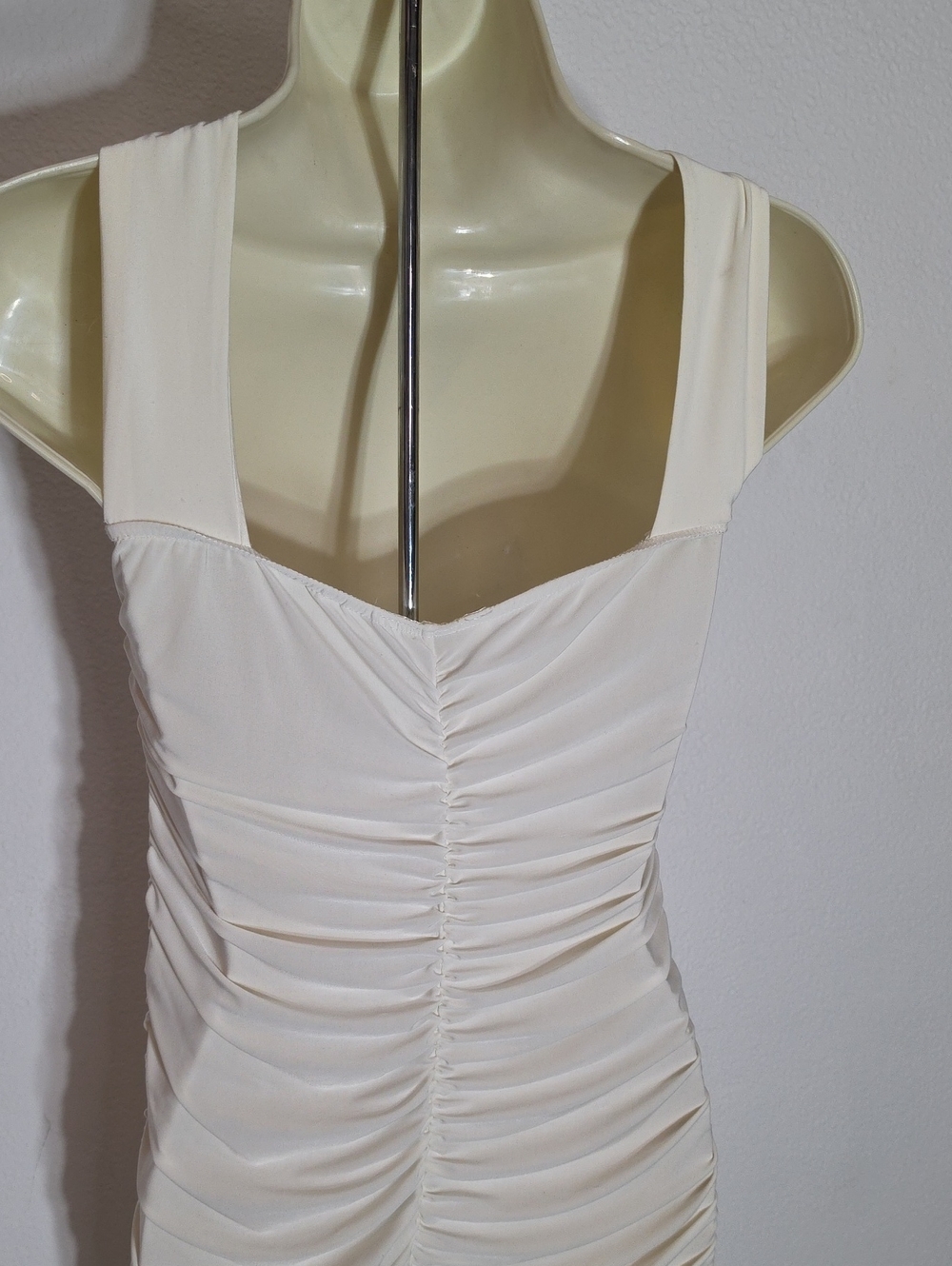 Savannah Studio Dress Sequined Ruched Cream Size L - Picture 9 of 13